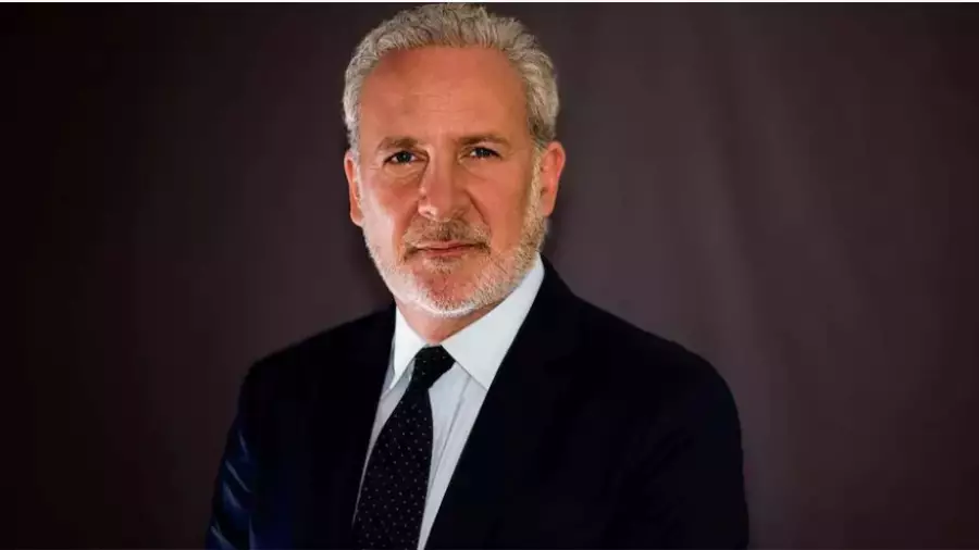 Peter Schiff: "Bitcoin hodlers have one last attempt to sell their coins"