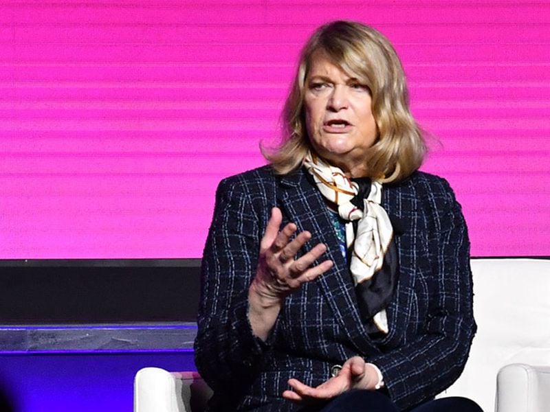 Sen. Lummis: It'll Pay to 'Choose Circle Over Tether' Under U.S. Stablecoin Proposal