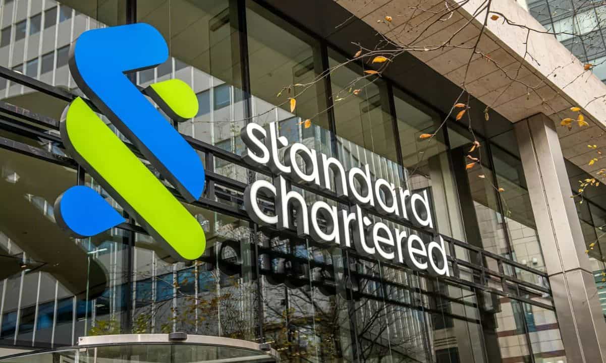 Big Bank Crypto Move: Standard Chartered Subsidiary Seeks to Expand OTC Services