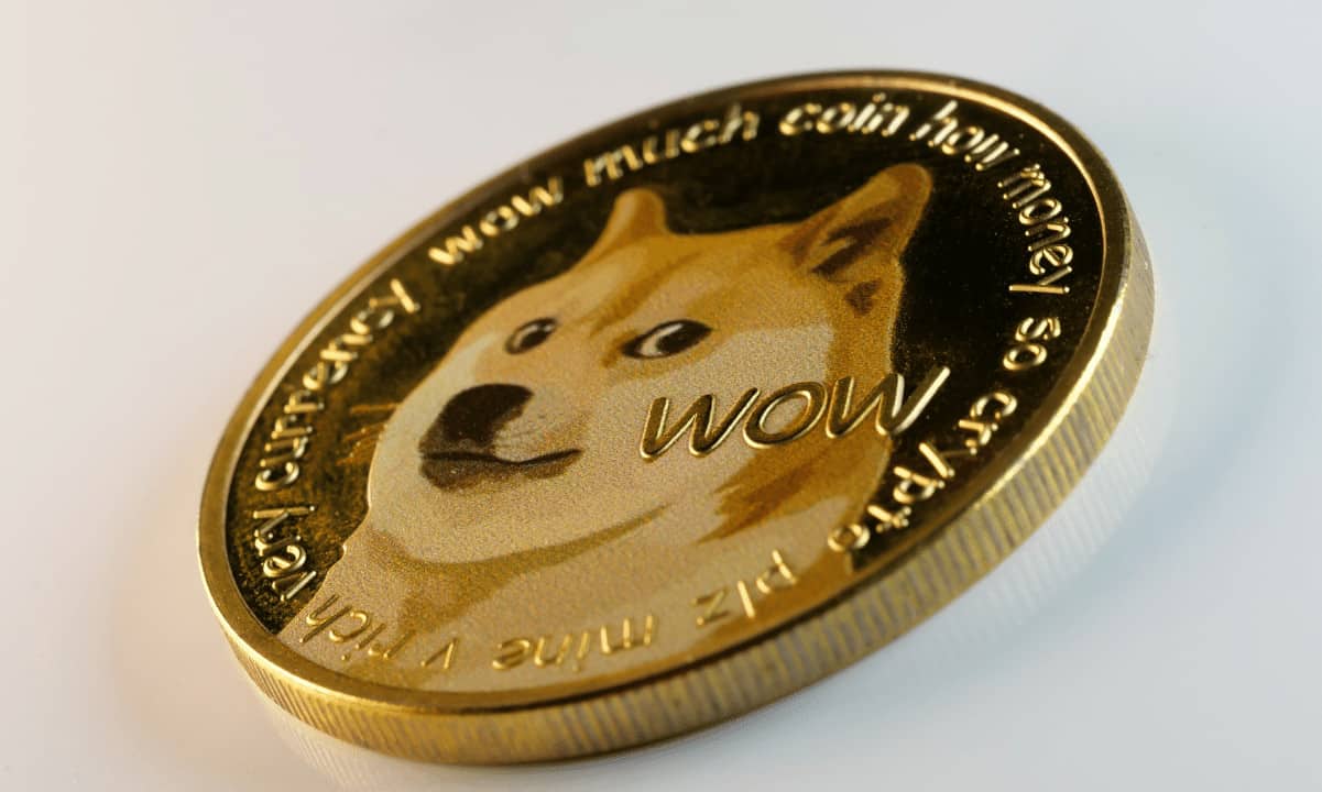 DOGE Leads SHIB and PEPE in This Important Metric: Details