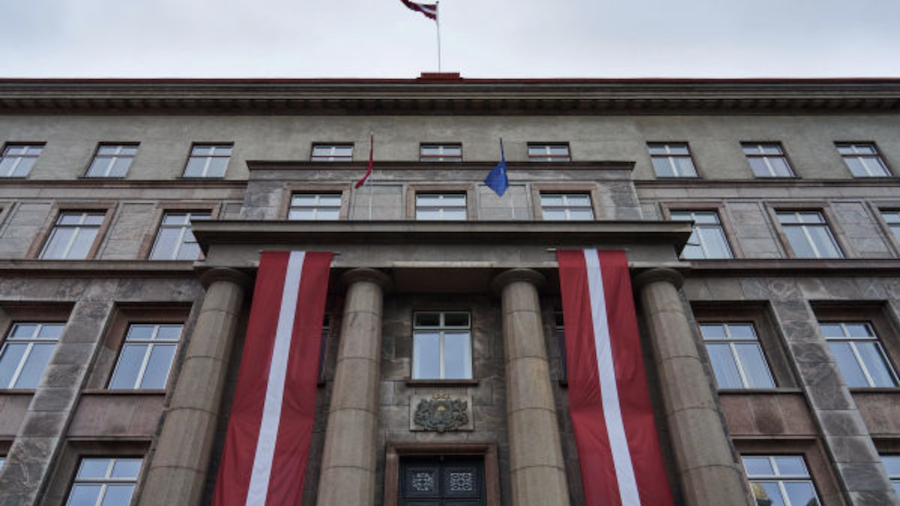 Власти Латвии одобрили новые правила отчетности для поставщиков криптовалютных услуг