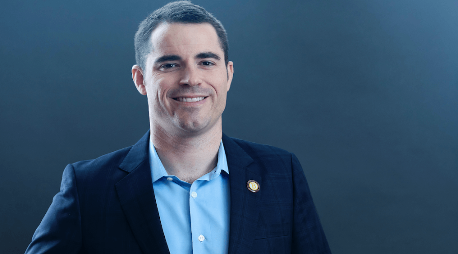 Роджер Вер подал в суд на власти Испании