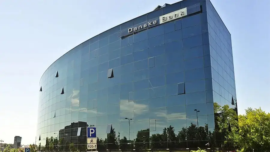 Danske Bank предложил клиентам вкладываться в биткоин и эфир